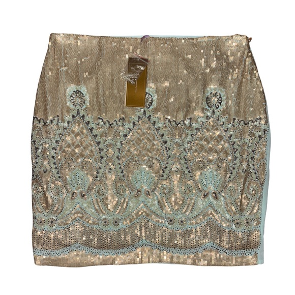Francesca’s Elegant Gold and Silver Sequin Skirt - Picture 1 of 6